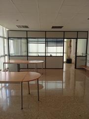 Rent Office space in Can Pantiquet. Magnifico despacho en can pantiquet