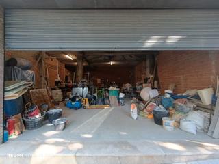 Lloguer Local Comercial a Can Borrell. Se alquila gran local para almacen