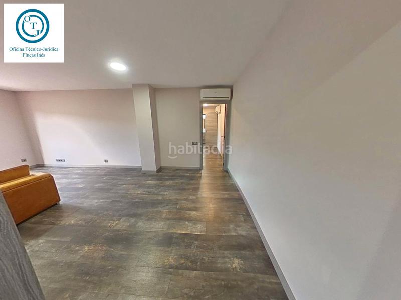 Foto c23460a5-c6bd-4bb7-bf66-d36ba41d6889. Piso oportunidad unica: piso reformado con parking opcional en Mollet del Vallès
