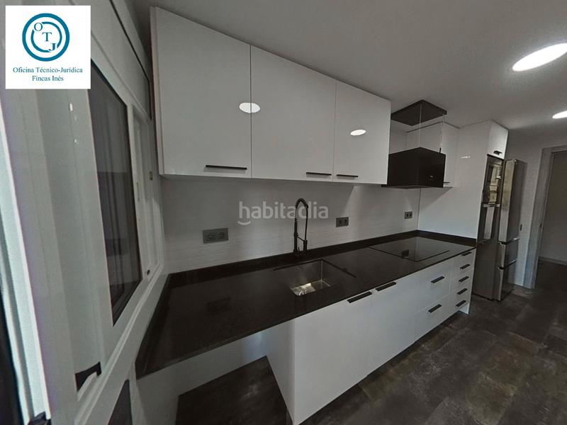 Foto d5f1e9b0-d04b-4587-94a8-81013c0f9a20. Piso oportunidad unica: piso reformado con parking opcional en Mollet del Vallès