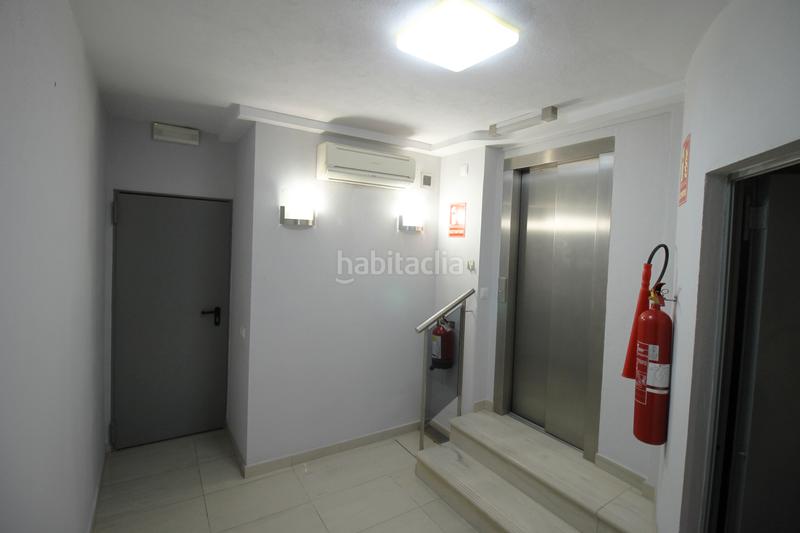 Foto 0adb358b-c362-44f1-ae3a-18e9f003e8c7. Casa amb calefacció aparcament a Centre Badalona