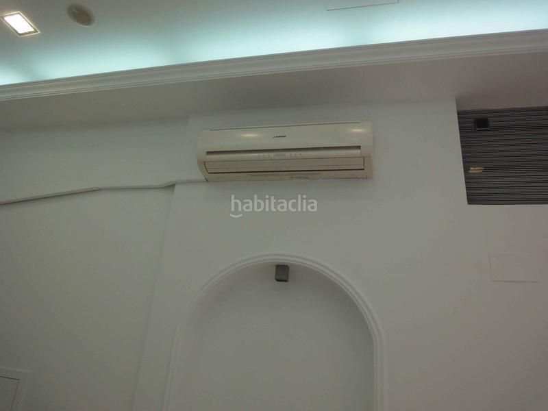 Foto 6ba87eb1-b313-443a-97df-398297a7972a. Casa amb calefacció aparcament a Centre Badalona