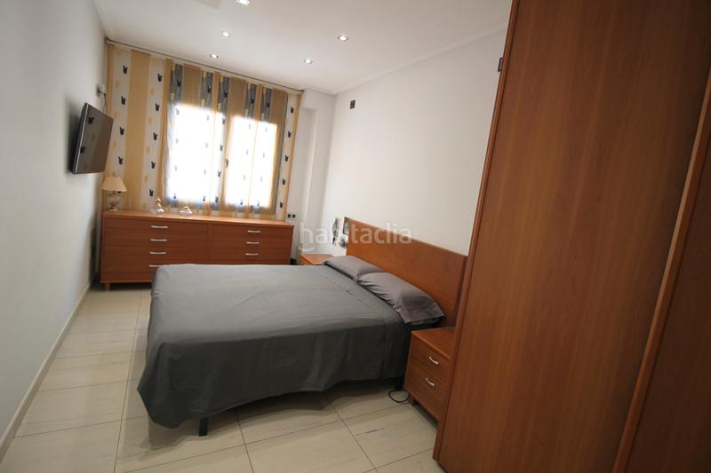 Foto 92ef5157-b658-4054-b031-f16752a7da40. Casa amb calefacció aparcament a Centre Badalona