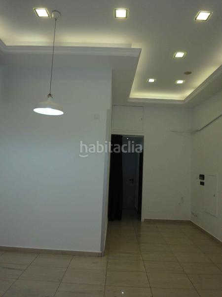 Foto 95c1e6da-e2ee-46ed-8207-bd914f0959d8. Casa amb calefacció aparcament a Centre Badalona