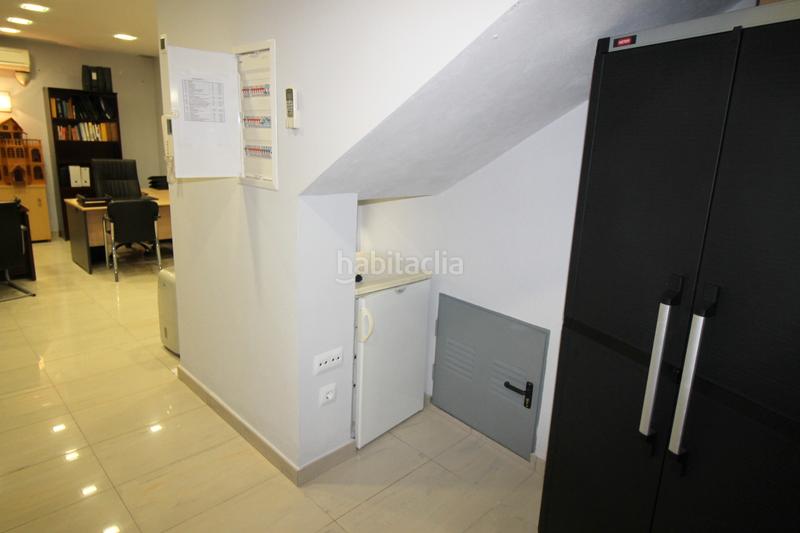 Foto 9cbae29d-6768-4b56-9509-56e65a8212ab. Casa amb calefacció aparcament a Centre Badalona