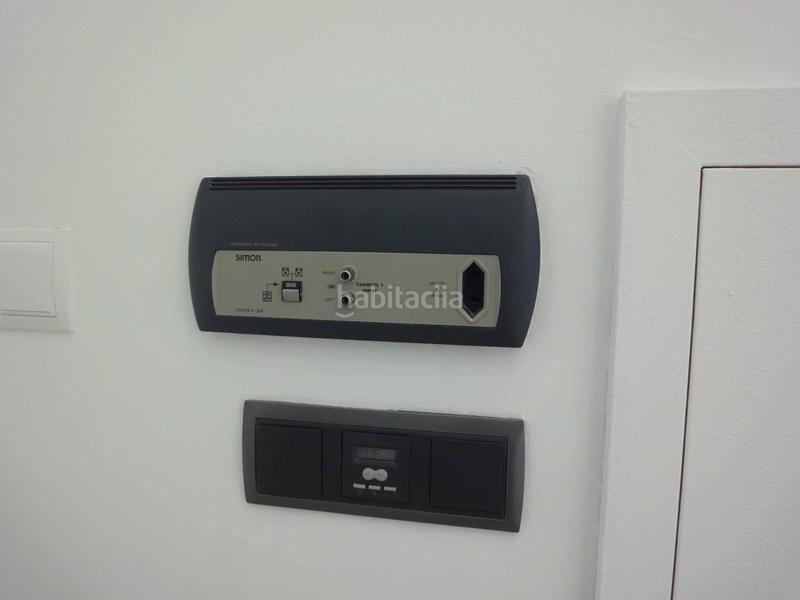 Foto b841431c-493f-4c94-9df4-af7b68a74a14. Casa amb calefacció aparcament a Centre Badalona