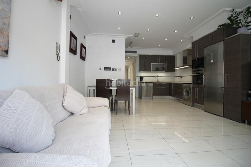 Foto de355da0-9568-40ff-815f-d12a211b030a. Casa amb calefacció aparcament a Centre Badalona