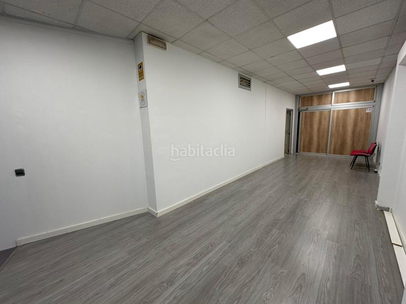 Foto 3f1993bd-5627-4f0b-8e96-f7b9dac617c0. Alquiler local comercial ¡oportunidad fantástico local en el centro! en Mollet del Vallès