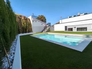 Chalet in Segur de dalt. Exclusiva casa a 4 vientos con espectaculares vistas y total pri