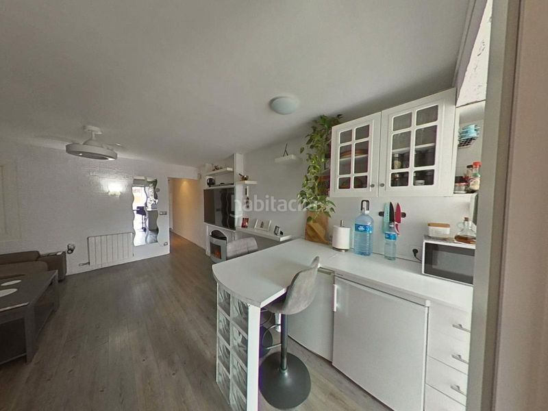 Foto 0f8fc7d3-37d4-425e-8de4-9b06ab182408. Casa amb calefacció aparcament a Col·legis Nous Mollet del Vallès