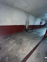 Aparcament cotxe a Estació del Nord. Parking en venta