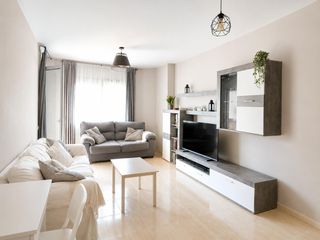 Casa a Lliçà d´Amunt. Vivienda familiar en el centro de lliçà  amplia, luminosa y list