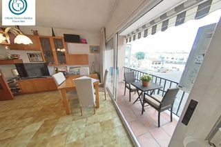 Piso en Col·legis Nous. Expectacular piso de 85 metros cuadrados en la zona de collegis
