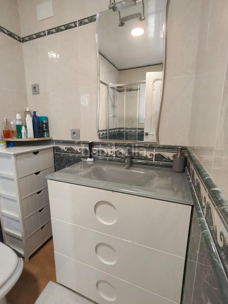 Foto 52c389ee-ac4c-421b-8ff2-f5d97f55b94a. Casa adossada amb aparcament a Polinyà