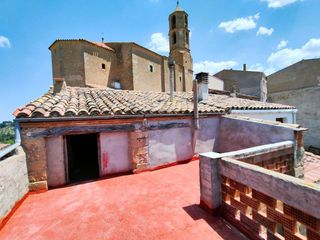 Casale in Bellaguarda. Bonita masía en el corazón de bellaguarda con terraza, bodega y