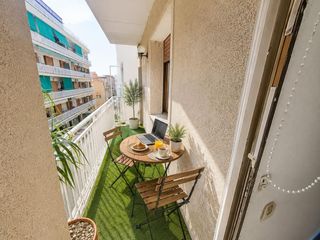 Appartamento in Col·legis Nous. Amplia vivienda de 4 habitaciones en excelente ubicación, con gr