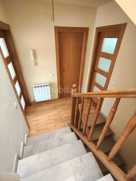 Foto 06bfd96f-cc94-4781-9032-7cee16e3e35f. Casa adossada amb aparcament a Torrebesses