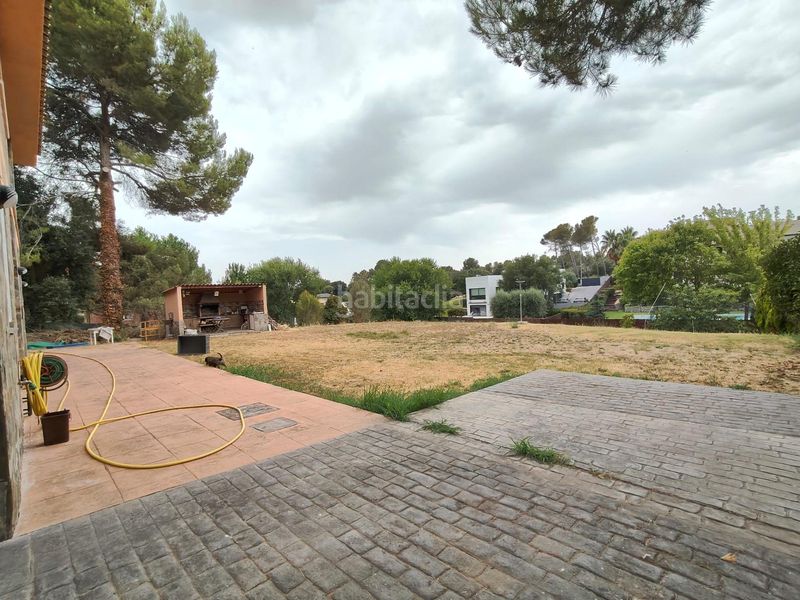 Foto 4ac1e441-3a52-43e2-9f10-f7f753bb7b04. Xalet amb calefacció aparcament a Castellarnau Sabadell