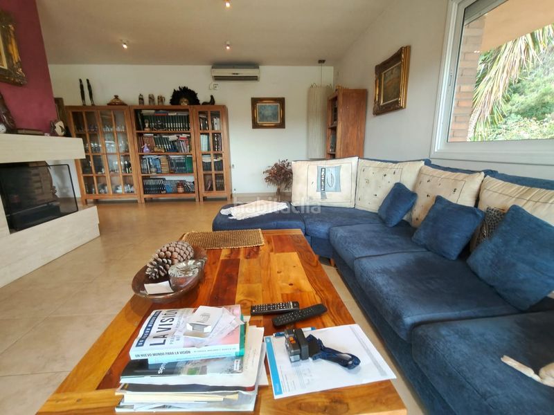 Foto a8e4b047-940e-427d-85cf-02a11fde6707. Xalet amb calefacció aparcament a Castellarnau Sabadell