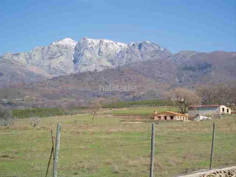 Foto 56d6e3d2-39b8-4146-8de4-2bf31aac9609. Finca rústica finca con casas, agua y luz en Candeleda