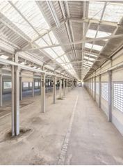 Location Bâtiment à usage industriel à Castellgalí. Nave con puentes gruas y gran patio