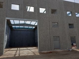 Miete Fabrikhalle in Nucli Urbà. Nave obra nueva