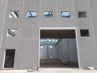 Miete Fabrikhalle in Nucli Urbà. Nave obra nueva