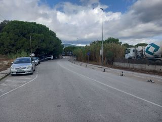 Rent Industrial building in Nord Oest - Can Noguera. Nave con gran patio