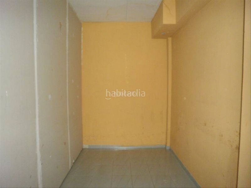 Foto bafe2d10-fafe-4b5e-9845-66cd7f4d8d03. Local comercial a Eixample - Can Bogunyà Castellar del Vallès