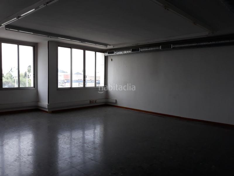 Foto 00aa3743-532a-4091-b215-f65ebf356146. Oficina edificio de oficinas en venta en luxemburgo en Rubí