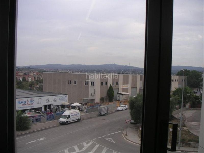 Foto 14b75bfe-22e0-492a-b15b-b35e011e6969. Oficina edificio de oficinas en venta en luxemburgo en Rubí