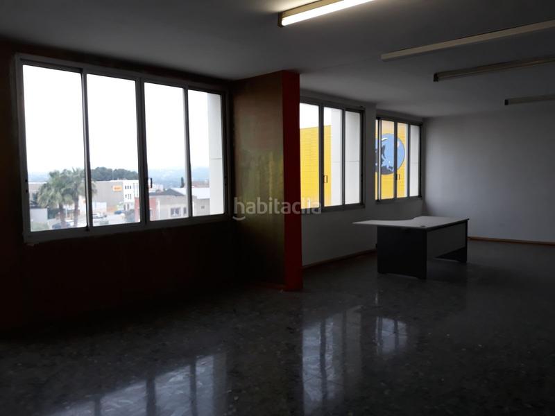 Foto 828823cf-1a50-48ae-b6c5-178d41fb4d18. Oficina edificio de oficinas en venta en luxemburgo en Rubí
