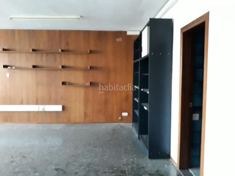 Foto 95fd2e5b-f20d-44a1-a66c-ce7d94922a75. Oficina edificio de oficinas en venta en luxemburgo en Rubí