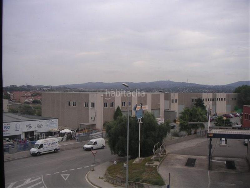 Foto b7c40d85-b7f6-46e2-b8c1-bcc94040e243. Oficina edificio de oficinas en venta en luxemburgo en Rubí