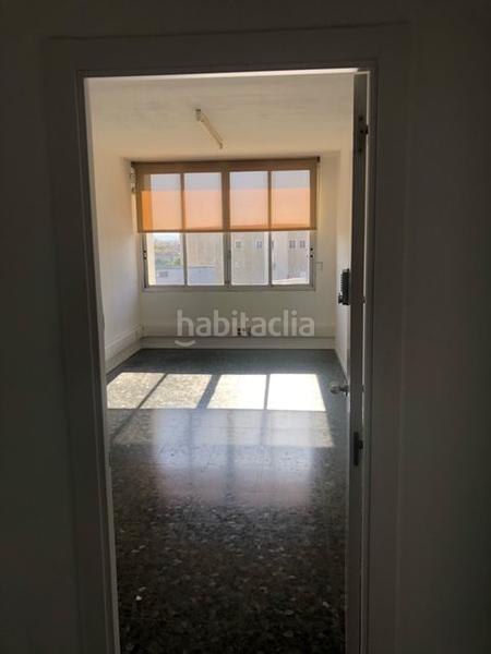 Foto e406bab1-8be7-4b2c-a4d9-17ce3142ed3c. Oficina edificio de oficinas en venta en luxemburgo en Rubí