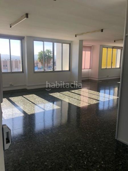 Foto e53d0bc1-b393-478a-8101-145011e5eeeb. Oficina edificio de oficinas en venta en luxemburgo en Rubí