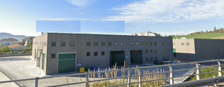 Lloguer Nau industrial a Sant Fruitós de Bages. Nave nueva con muelles de carga  nave tipo c