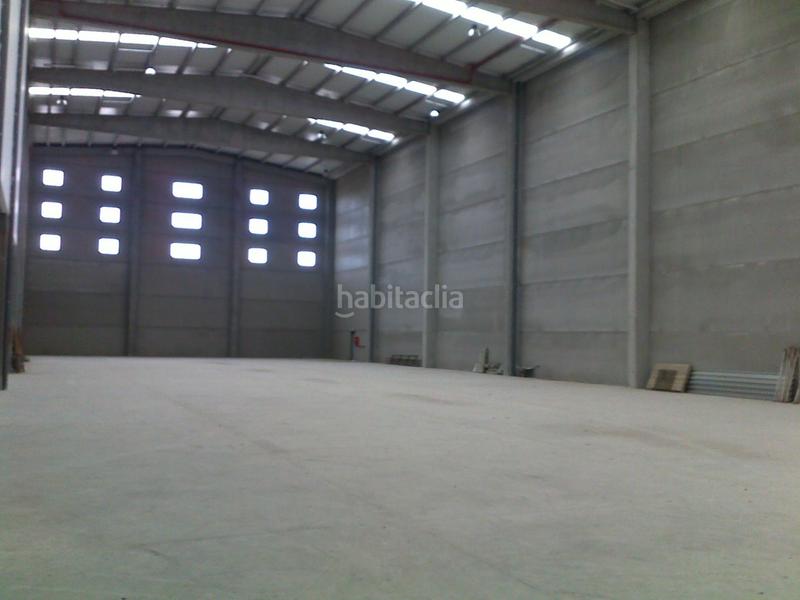 Foto d59e528f-d886-4438-9a9b-2d59ee2b9a88. Location bâtiment à usage industriel dans Sant Fruitós de Bages