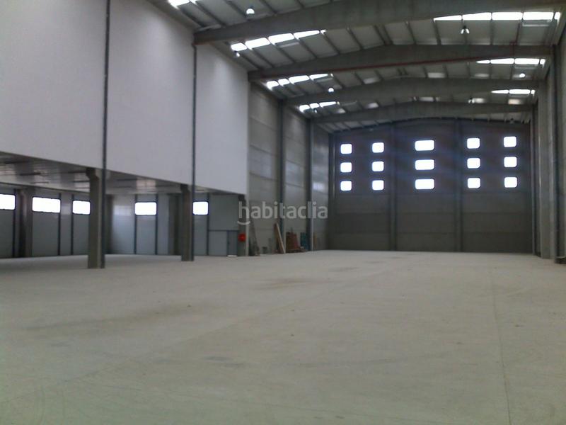 Foto f6c20f60-88c1-4f20-9bdf-e338985f68c9. Location bâtiment à usage industriel dans Sant Fruitós de Bages