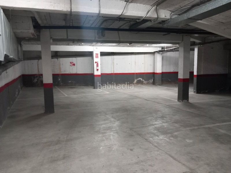 Foto 3d598300-118c-4e96-a82e-439e01861ea8. Miete autoparkplatz in Sarrià Barcelona