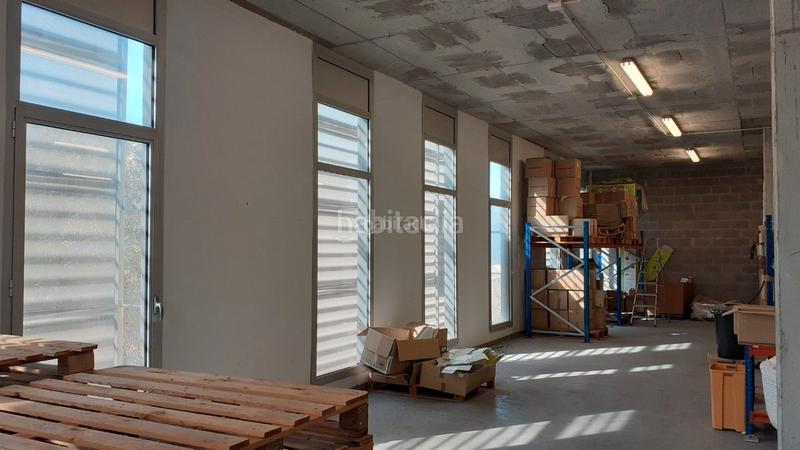 Foto 394ca6c6-7242-4594-95dd-e6da86b51492. Industrial building in Granvia LH Hospitalet de Llobregat (L´)