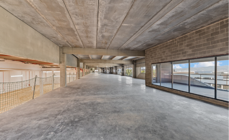 Foto dbdea32c-9243-4e27-8e7b-31f04e5c2b53. Alquiler nave industrial logística en barbera del vallès junto ap7 en Barberà del Vallès