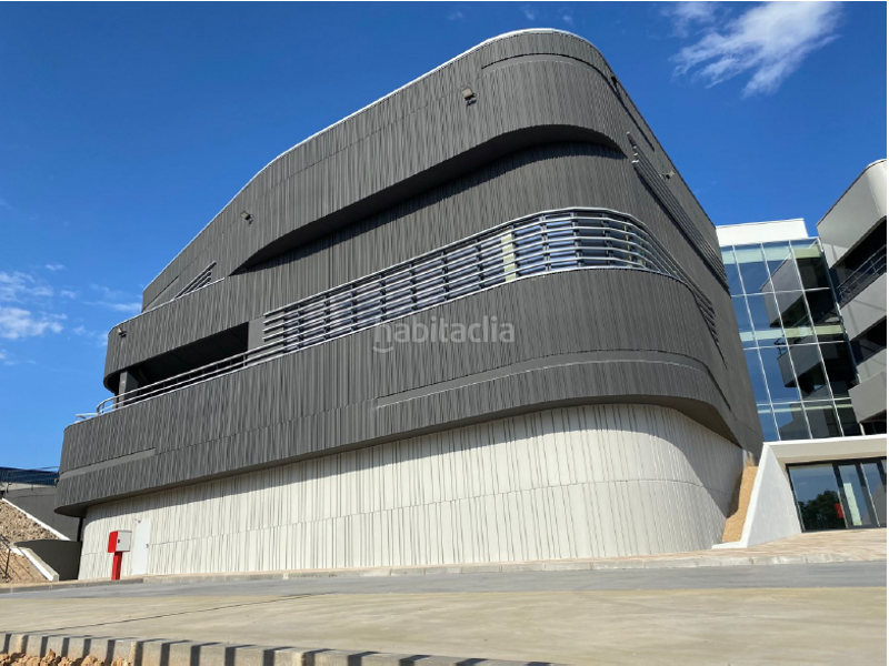 Foto 788011c5-575e-4f3e-a01a-3dcc504f1d9f. Lloguer nau industrial a Zona Industrial Barberà del Vallès