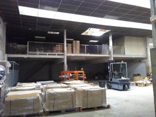Nau industrial a Manres