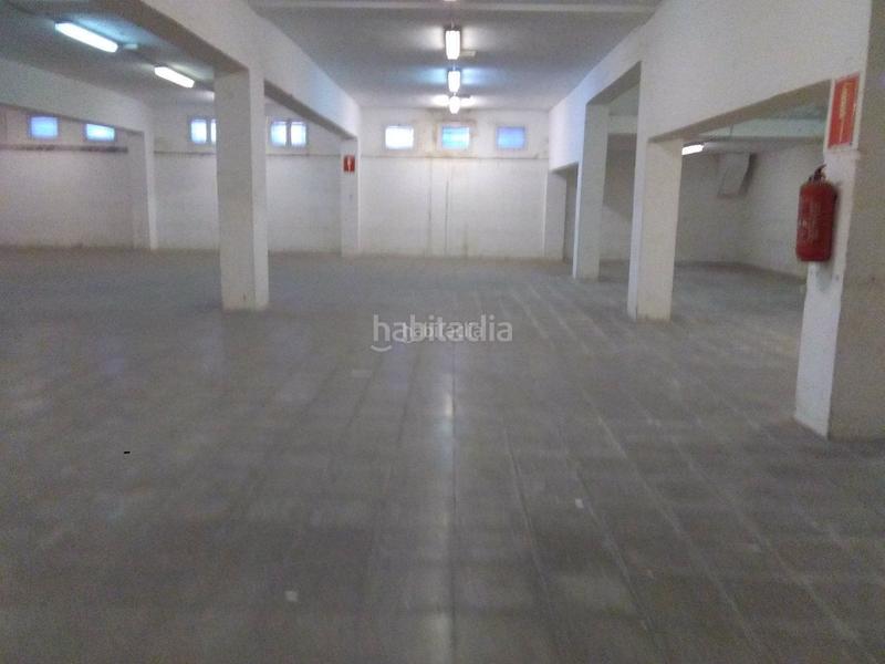 Foto 3cf2f325-86a7-423b-824f-738a1bfdd23f. Fabrikhalle in Manresà Badalona