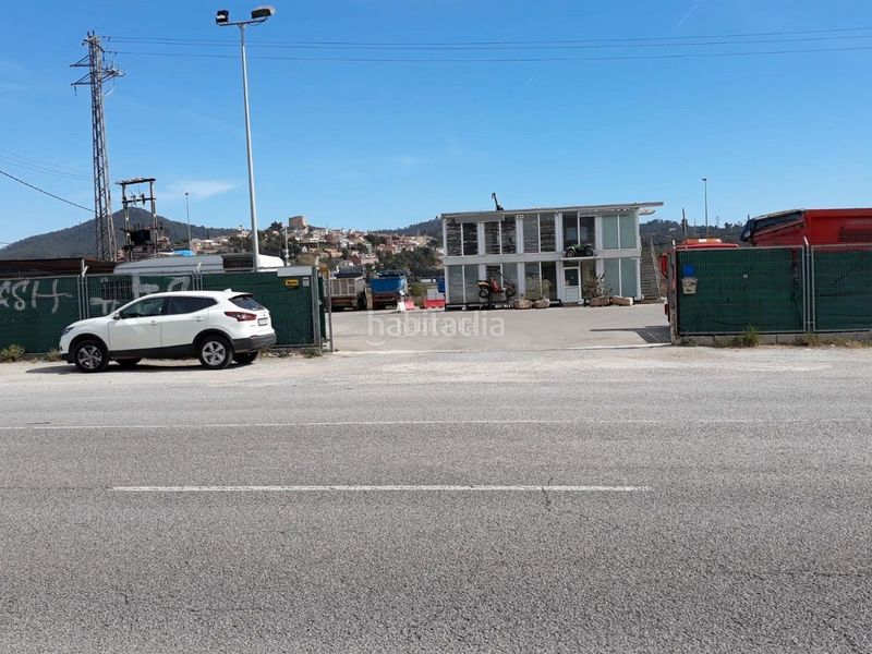 Foto c3b90d52-544c-4f96-83bf-8a5c1e20cc13. Terreny residencial a Pallejà