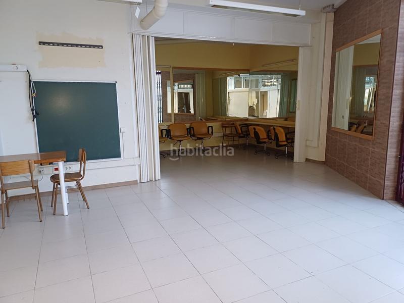 Foto 8ed63869-2467-42b5-a0c3-7b6cc9a16216. Locale commerciale in Campoamor Sabadell