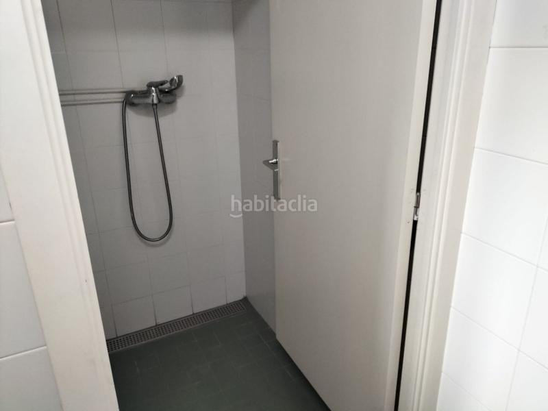 Foto 1609d9b4-01e5-4fd4-b325-42b57f3053d5. Industrial building in Eixample Sabadell