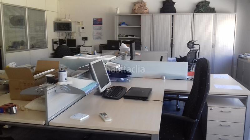 Foto 3d7f06f1-e419-407d-83ee-01b52b9a82f8. Nave industrial nave venta con gran facilidad para movimiento camiones en Monistrol de Montserrat