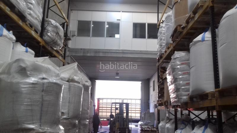 Foto da35d402-3adf-4bc6-aee8-e28ae5b6150d. Nave industrial nave venta con gran facilidad para movimiento camiones en Monistrol de Montserrat